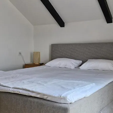 Appartement Dina Ražanj